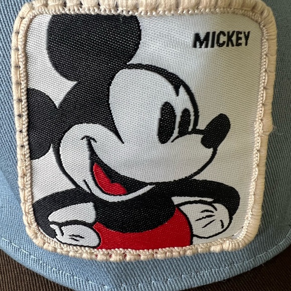 Disney Accessories - Unisex Mickey Mouse Trucker Hat Size OS